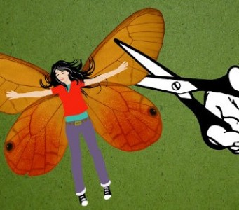 imagen de una tijera que corta las alas a una mariposa-mujer