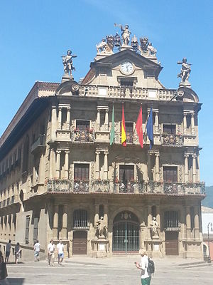 Imagen de la fachada del Ayuntamiento de Pamplona