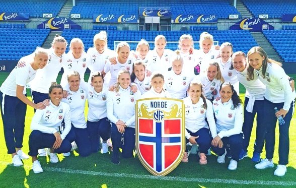 Imagen de la selección noruega femenina de fútbol