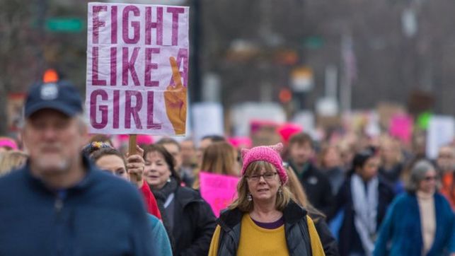 Imagen de una manifestación con el cartel Fight like girl