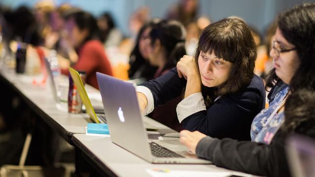 Imagen de varias mujeres en un evento de Google