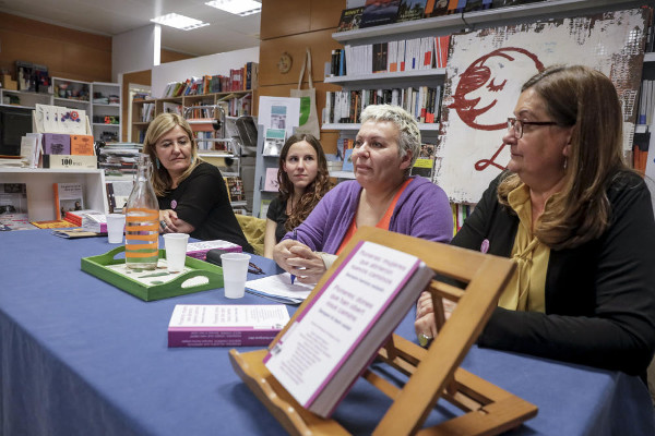 Imagen de la presentación del libro