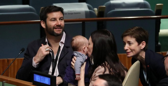 Imagen de la primera ministra Ardern con su bebé en la ONU