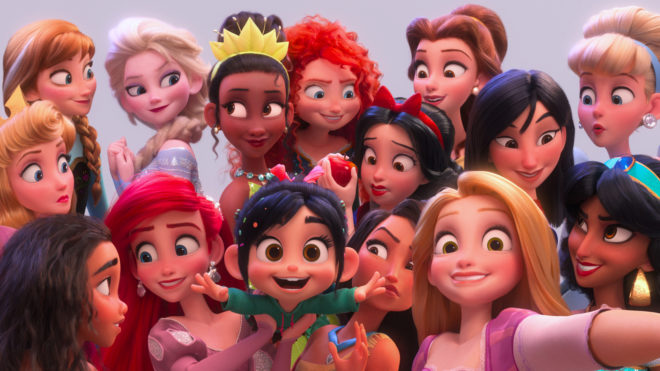 Imagen de Vanellope y las princesas Disney haciéndose un "selfie"