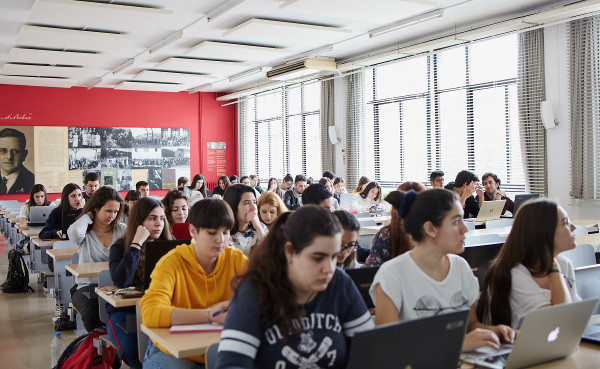 Imagen de un aula de una universidad