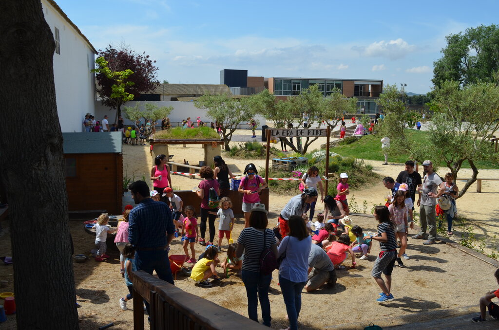 Patio del CEIP Santos Samper de Almudevar en Huesca