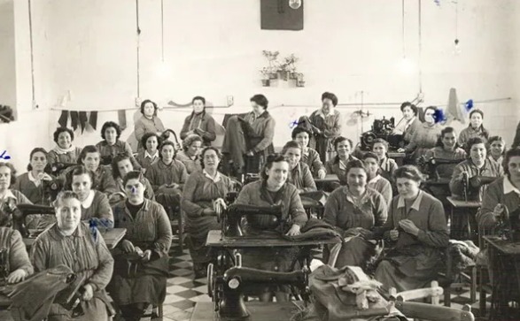 grupo de mujeres en la cárcel de Segovia