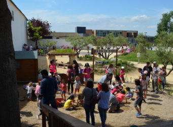 Patio del CEIP Santos Samper de Almudevar en Huesca