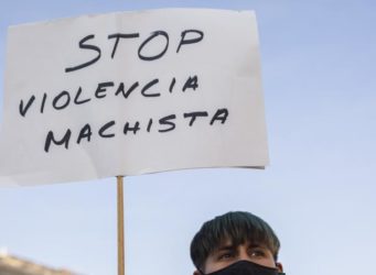 imagen de una pancarta contra violencia machista